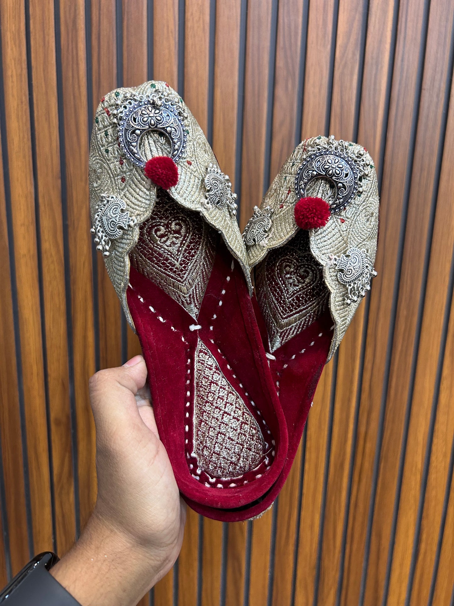 Taj Punjabi Jutti Jewellery