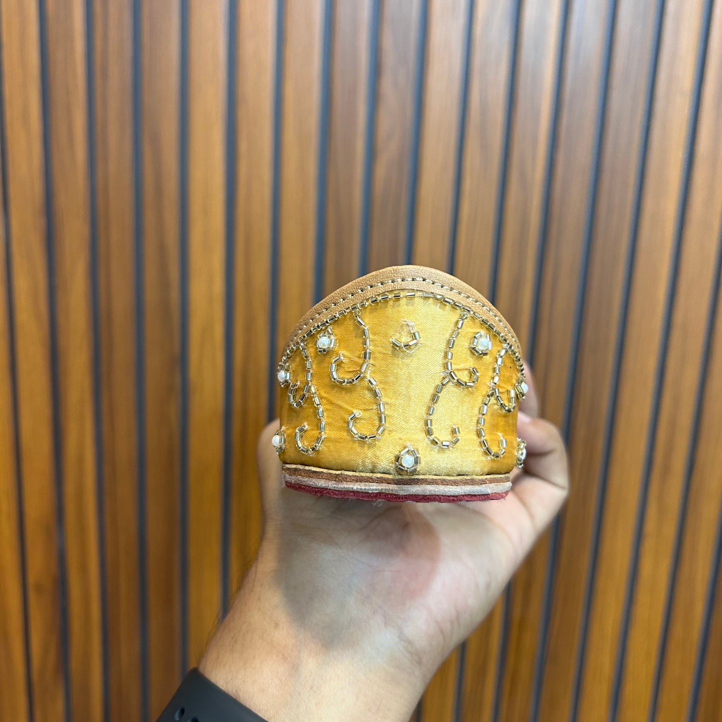 Golden Dabka Punjabi Jutti