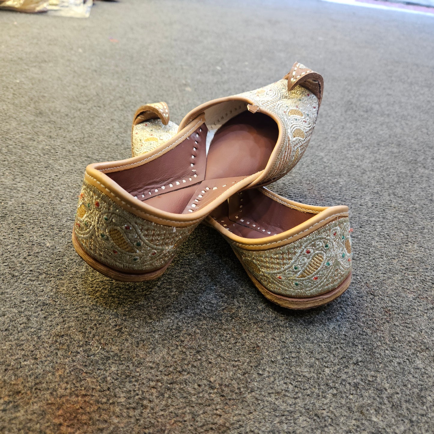 Khussa Leather Punjabi Jutti