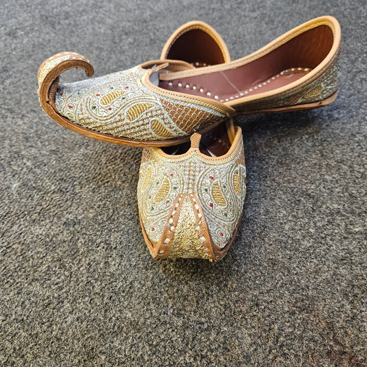 Khussa Leather Punjabi Jutti
