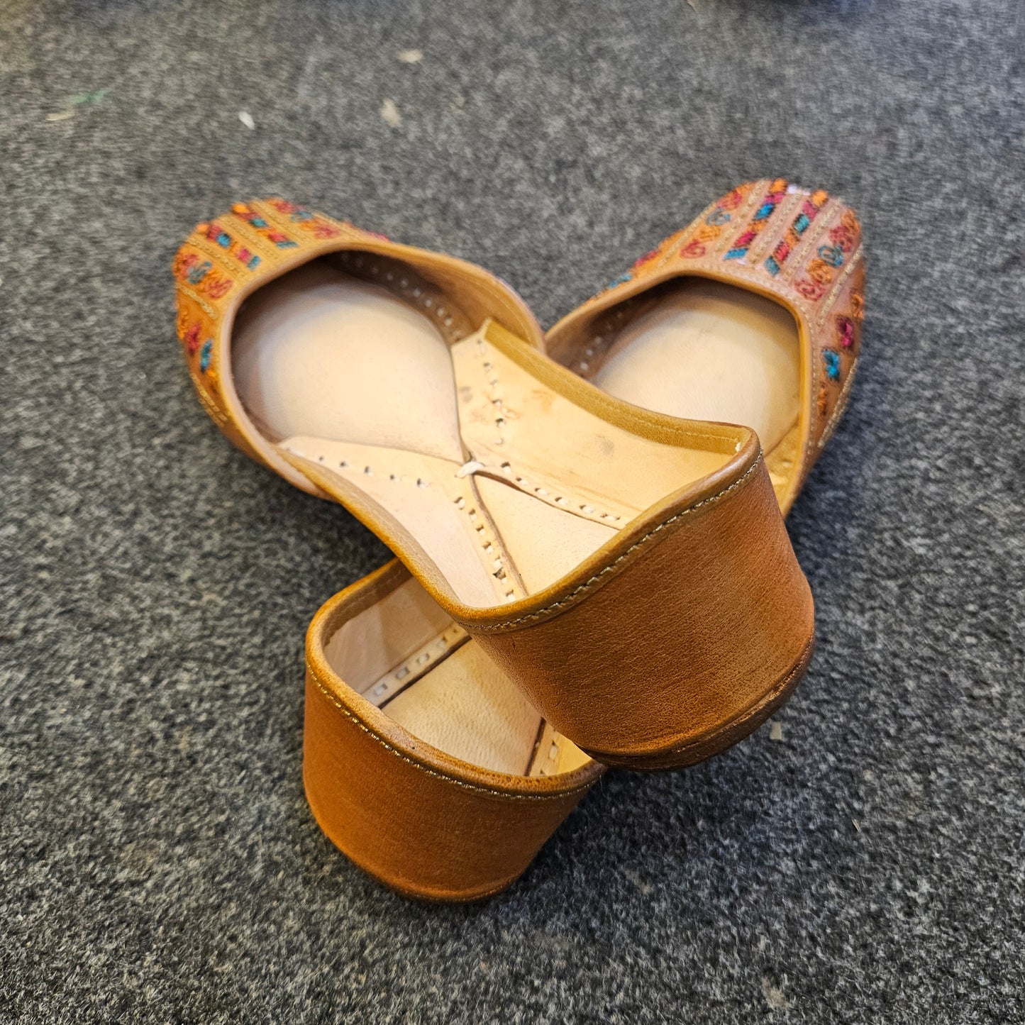 Multi Brown Leather Punjabi Jutti