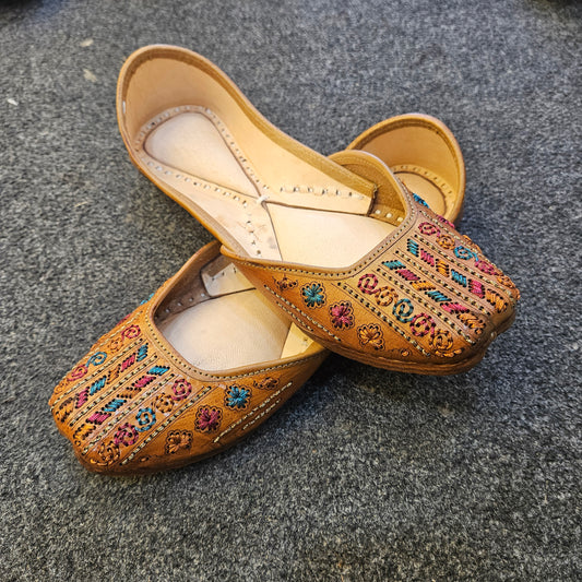 Multi Brown Leather Punjabi Jutti