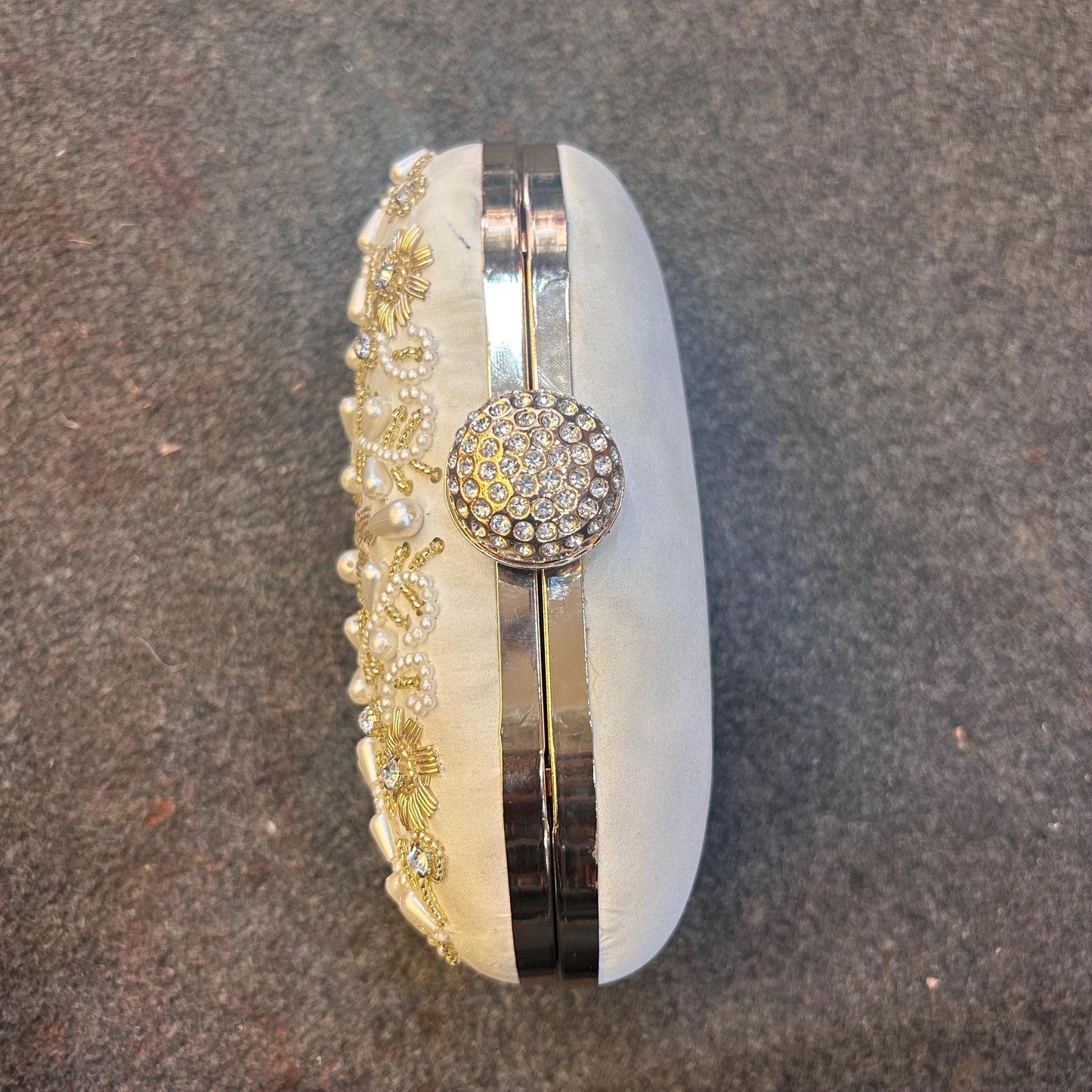 HANDMADE CLUTCH BAG