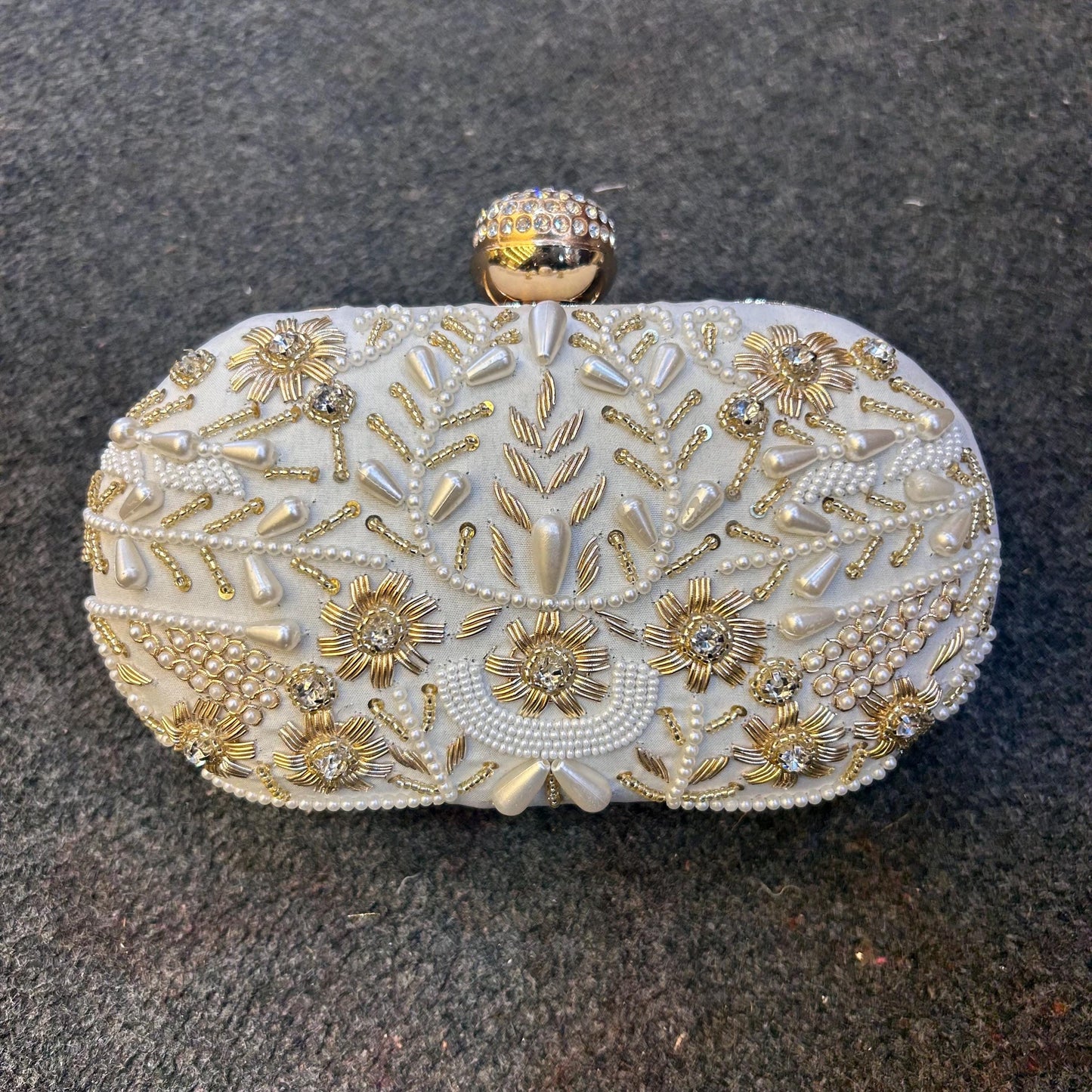 HANDMADE CLUTCH BAG