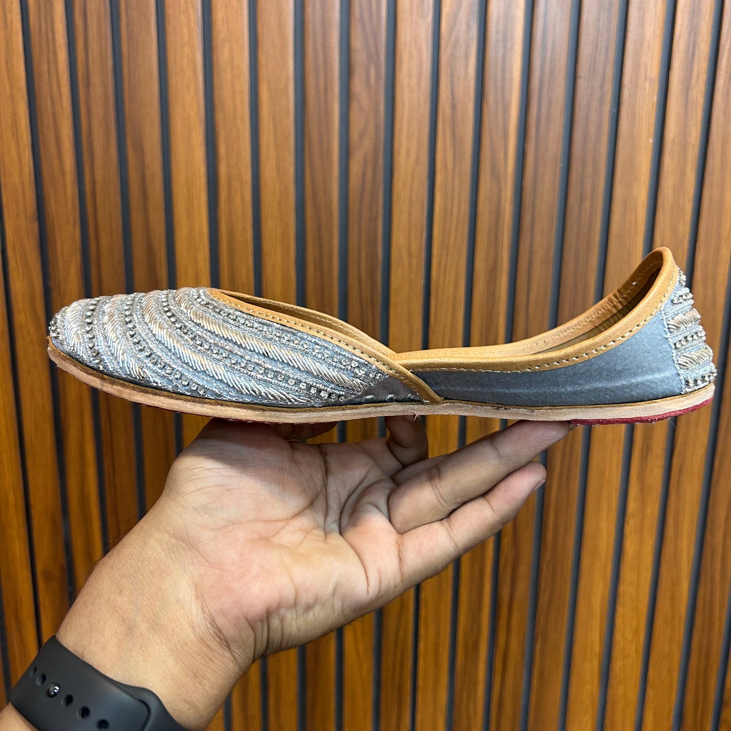 Silver Grey Dabka Punjabi Jutti