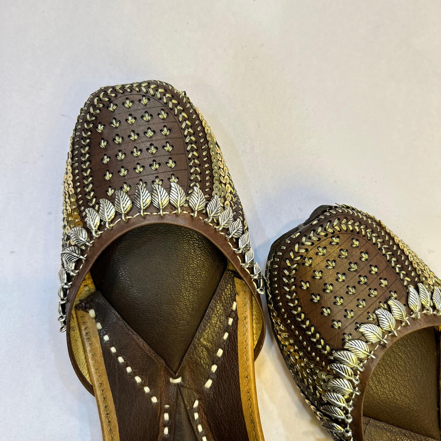 Leather Oxodised Punjabi Jutti